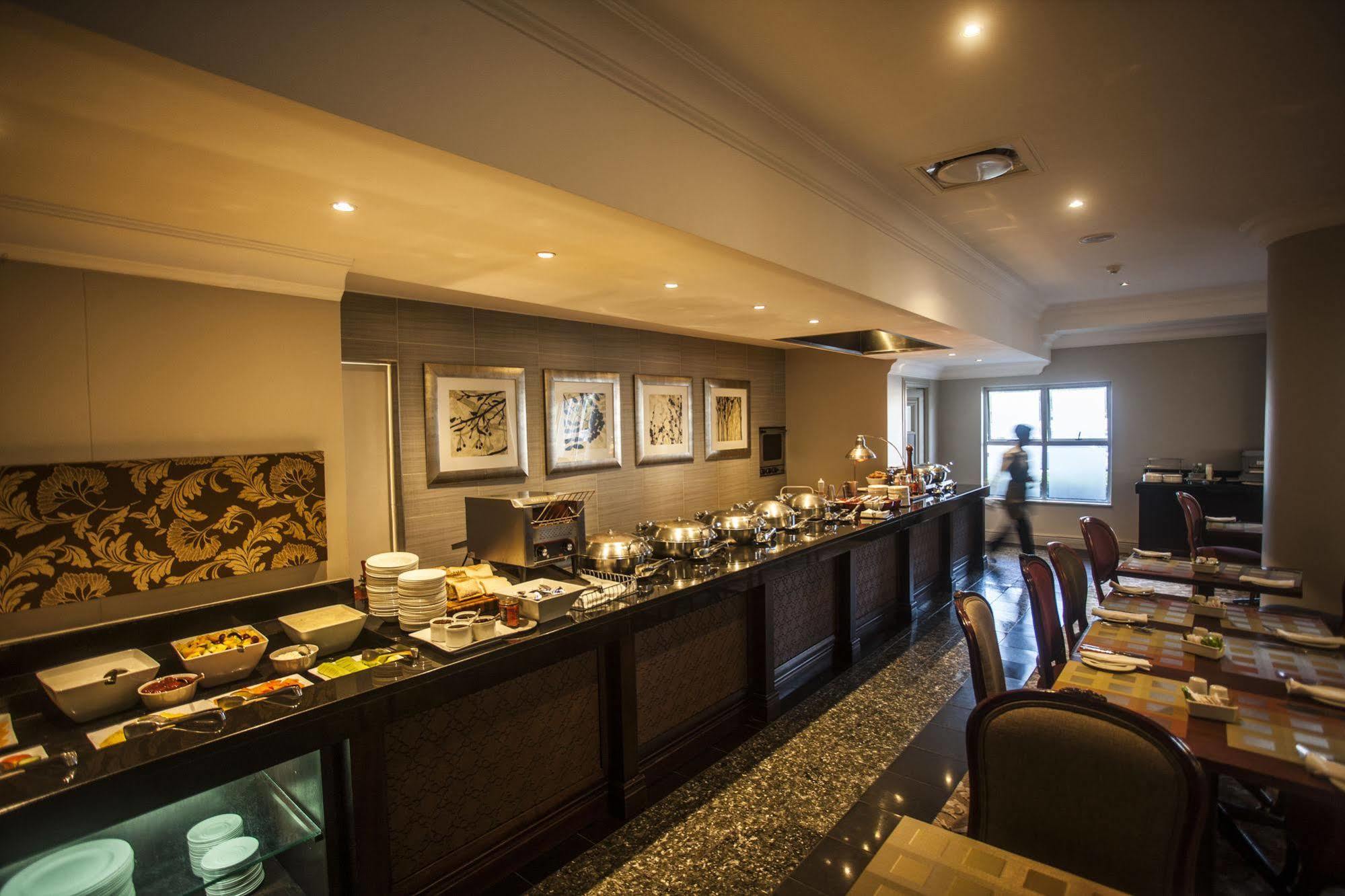 Garden Court Morningside Sandton Johannesburgo Exterior foto